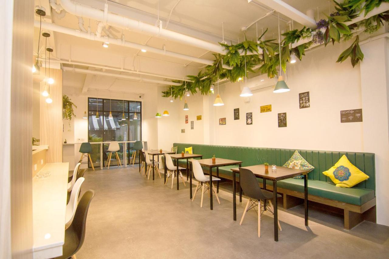 Folk Poshtel Asok Vandrerhjem Bangkok Eksteriør bilde